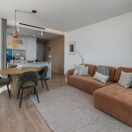 Hills Iii By An Island Apartment Calheta (Madeira)