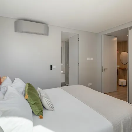 Appartement Hills Iii By An Island Calheta (Madeira)