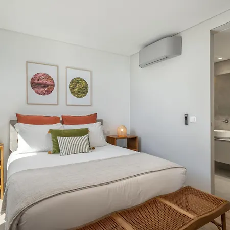 Hills Iii By An Island Appartement *