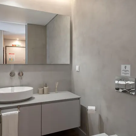 Hills Iii By An Island Appartement