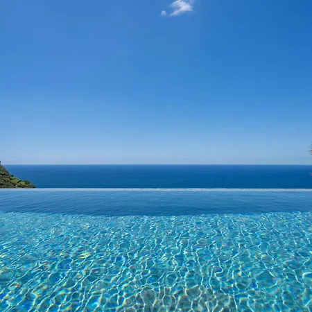 Hills Iii By An Island Appartement *